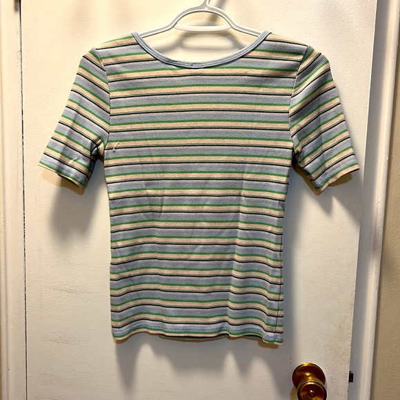 Levi’s striped short sleeve tshirt - Picture 2 of 3
